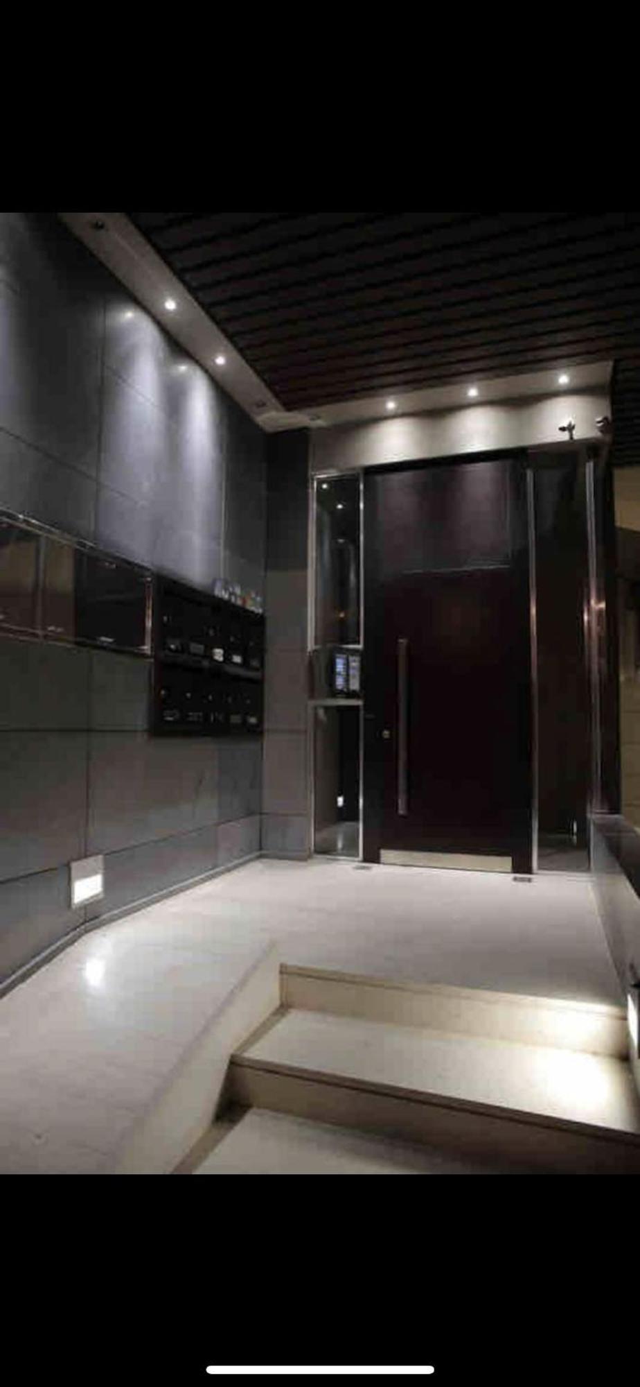 Onyx Center Apartment *